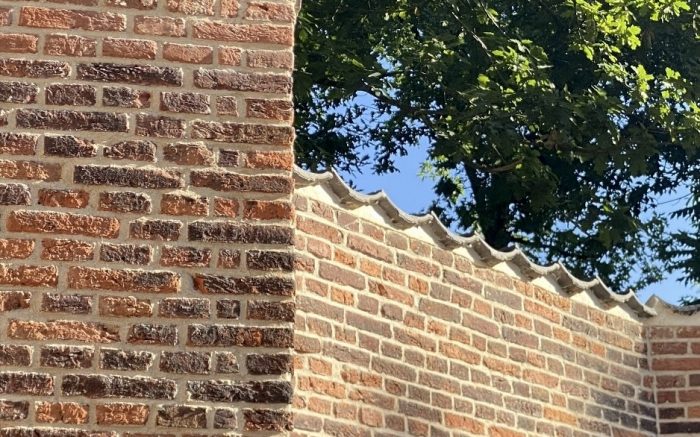 Retranchement fruitmuur op landgoed Marlot in Den Haag