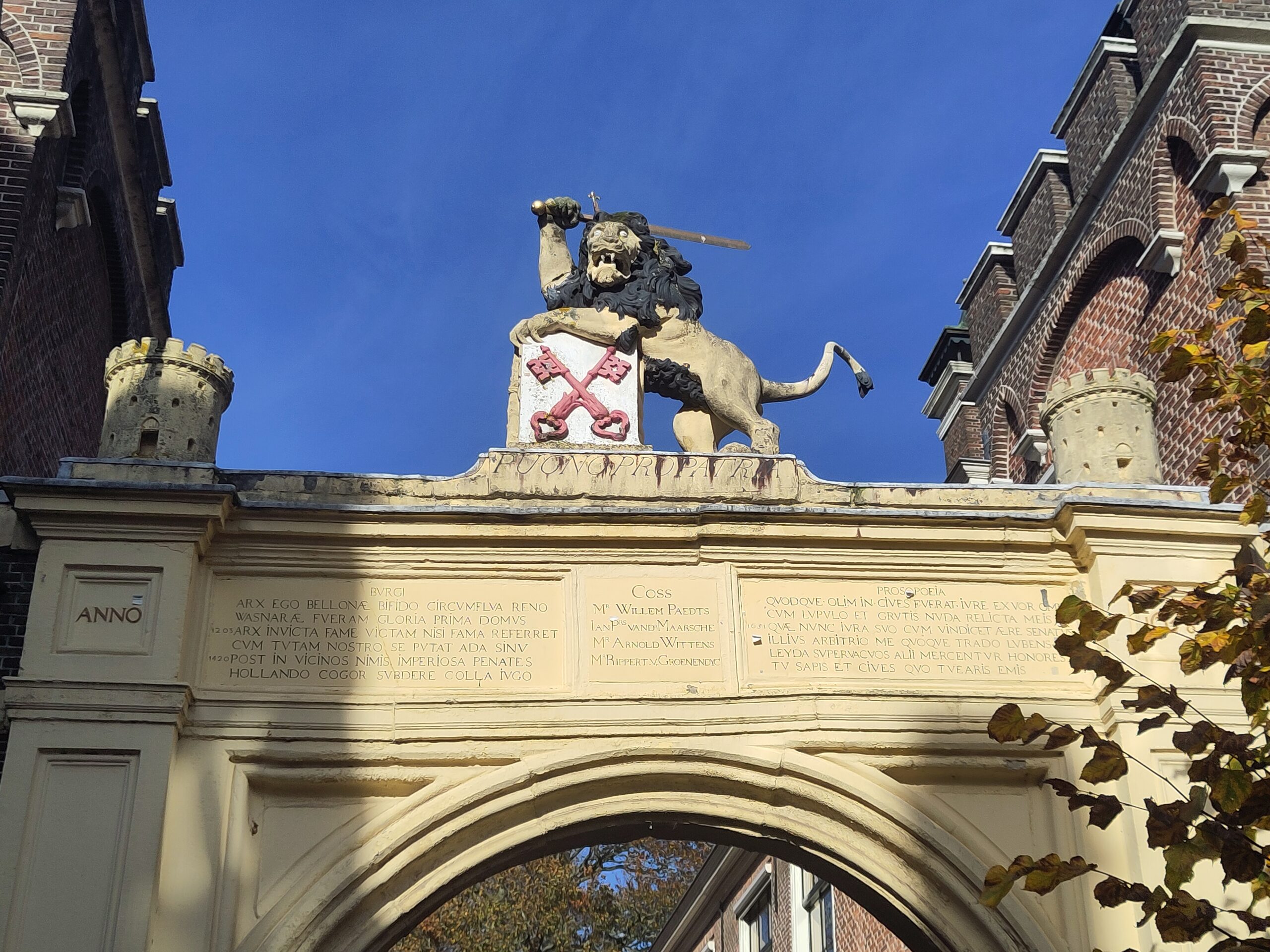 Burchtpoort-foto-sleutelstad